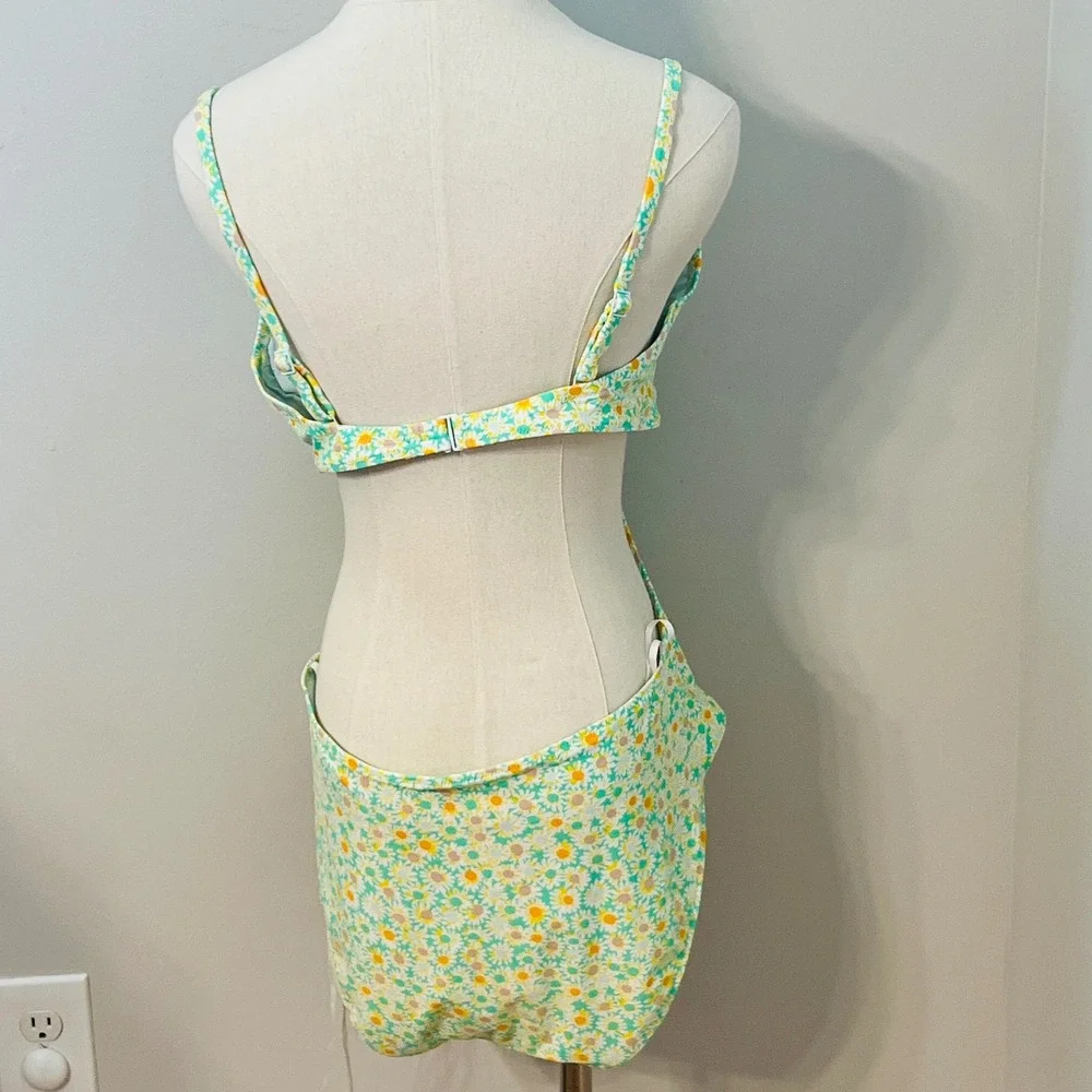 Aerie Real Good Daisy Floral Cutout One Piece Swimsuit XL Green Yellow White NWT